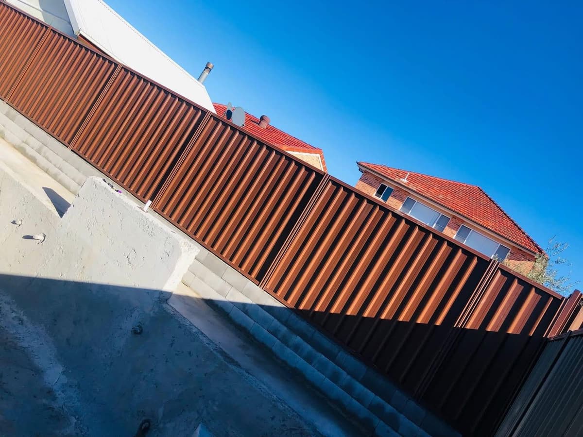 Professional Colourbond fencing installation Sydney